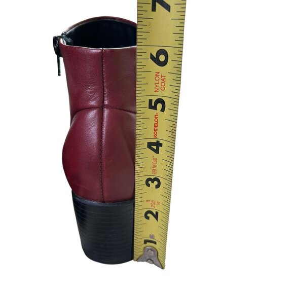 White Mountain Fairchild II Red Leather Boots Women's Sz 7.5 Side Zip Block Heel - Picture 9 of 13